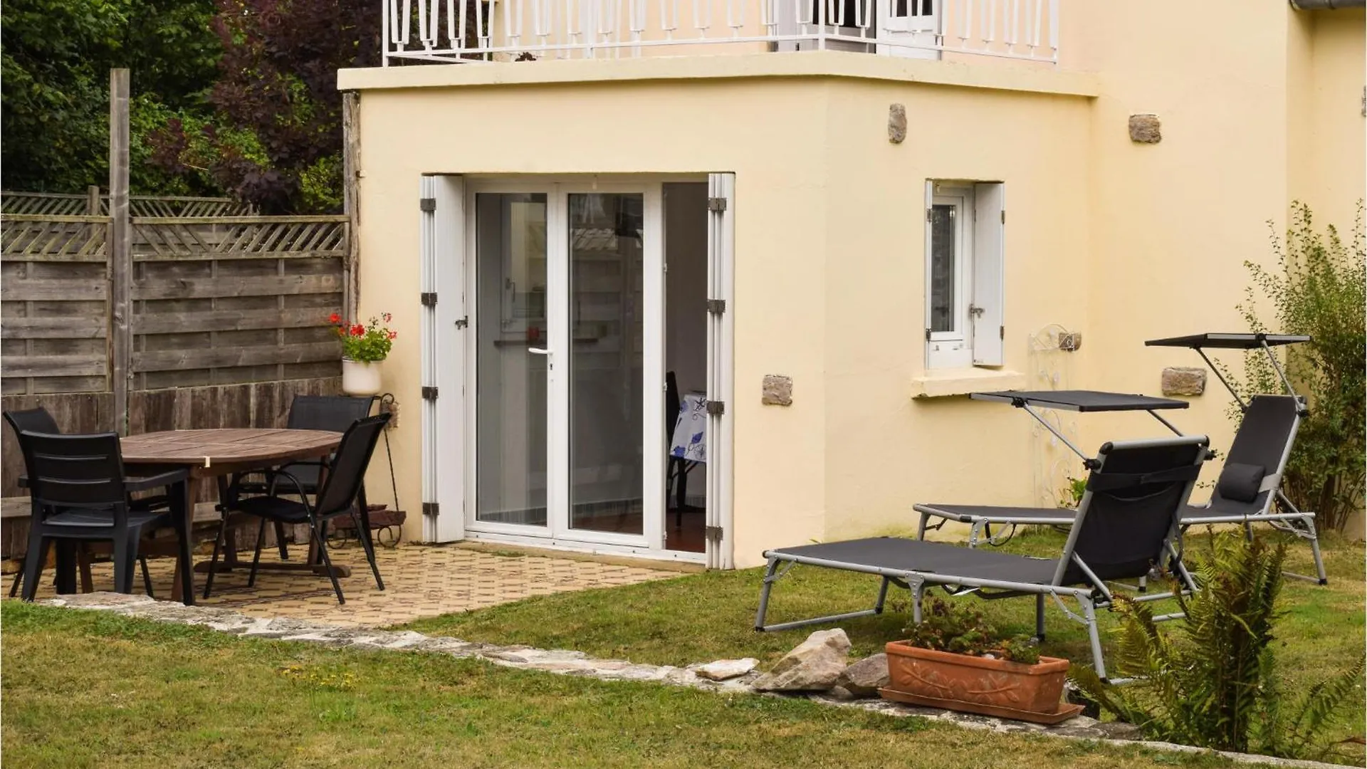 Holiday home Cozy Home In Plouezec With Wifi France