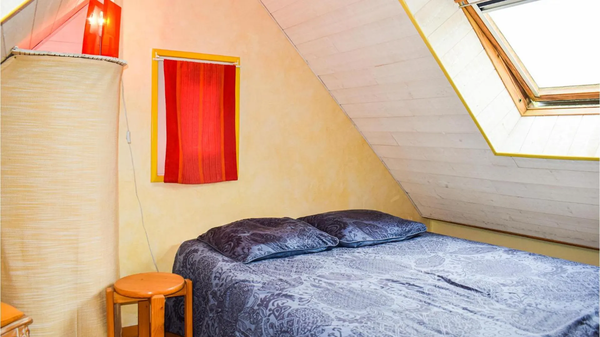 Cozy Home In Plouezec With Wifi Holiday home